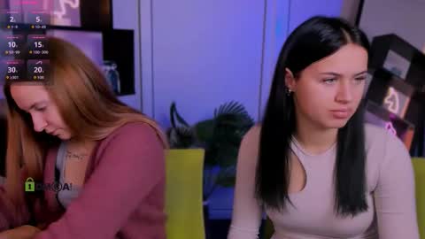 Snapshot of mila_glow chatting on October 4, 2025, 8:34 am mila_glow online show from October 4, 2025, 8:34 am