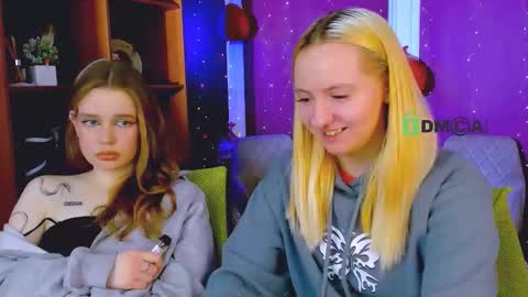 mila_glow online show from February 19, 2026, 7:54 pm