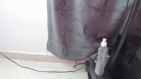 mila_grace_ online show from January 14, 2026, 6:46 pm