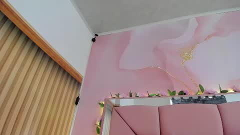 mila_grace_ online show from June 9, 2026, 6:52 pm
