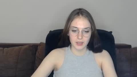 mila_keyy online show from February 19, 2026, 7:10 pm