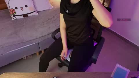 Milena  online show from April 17, 2026, 11:13 am