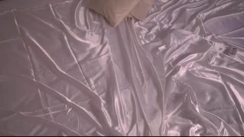 mila may  online show from March 1, 2025, 10:24 am