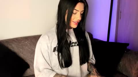 Snapshot of mila_monty__ chatting on March 14, 2026, 1:12 am online show from March 14, 2026, 1:12 am