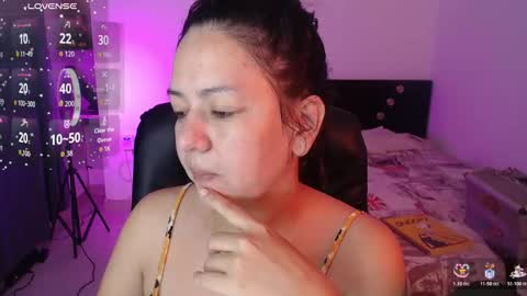 Snapshot of mila_phoenix chatting on October 25, 2025, 10:01 am mila_phoenix online show from October 25, 2025, 10:01 am