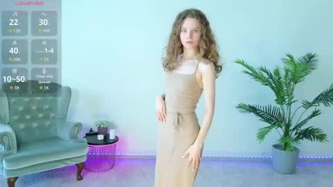 Mila online show from June 7, 2026, 7:56 am