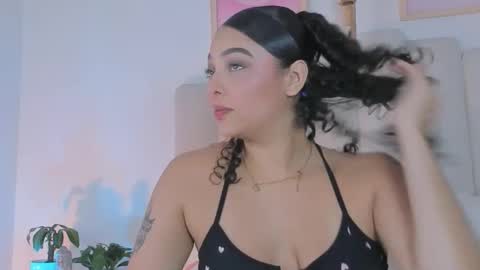 mila_stark333 online show from April 22, 2026, 4:15 am