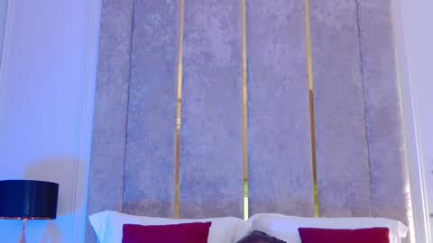 Snapshot of miladystarlight chatting on January 8, 2025, 1:11 am online show from January 8, 2025, 1:11 am