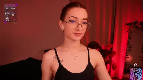 Snapshot of milaflameee_ chatting on July 17, 2026, 3:39 pm Mila . online show from July 17, 2026, 3:39 pm