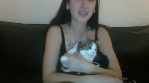 MilaGabor online show from March 19, 2026, 9:19 pm