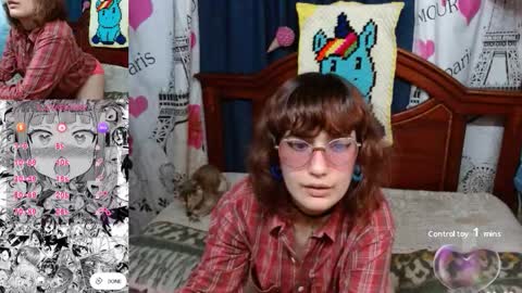 Mila-Lunala online show from October 14, 2025, 10:32 pm