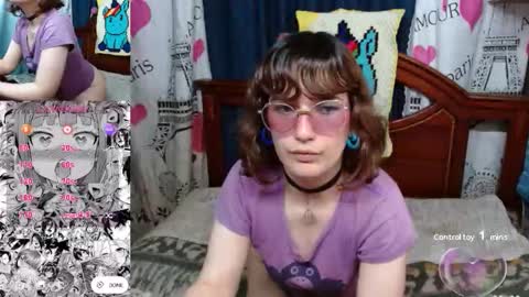 Mila-Lunala online show from October 22, 2025, 2:23 am