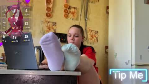 milamisss online show from July 4, 2026, 7:58 am