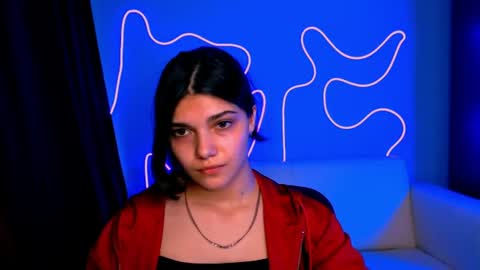 Snapshot of milamiuuu chatting on June 12, 2026, 3:11 pm milamiuuu online show from June 12, 2026, 3:11 pm