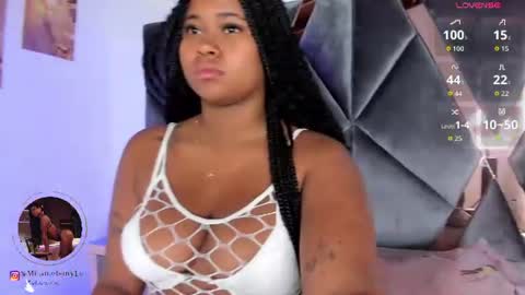 Snapshot of milan_ebony chatting on July 19, 2026, 11:47 am Milan online show from July 19, 2026, 11:47 am