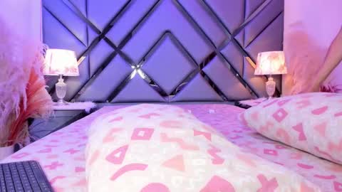 milan_lewiss online show from March 16, 2026, 11:47 am