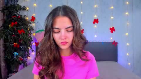 Snapshot of milana_crystal_ chatting on February 2, 2026, 8:02 am Milana online show from February 2, 2026, 8:02 am