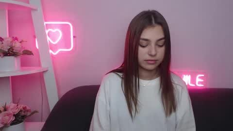 Snapshot of milanaangelas chatting on February 1, 2025, 5:49 am milanaangelas online show from February 1, 2025, 5:49 am