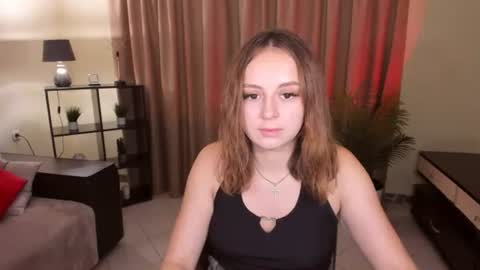 Snapshot of milanabells chatting on July 19, 2026, 3:05 pm MilanaBells online show from July 19, 2026, 3:05 pm