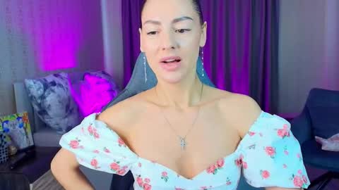 Milana online show from April 30, 2026, 7:04 am