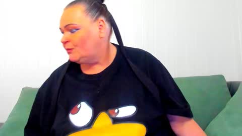 Snapshot of milanabiegert chatting on March 13, 2026, 1:18 pm Lana online show from March 13, 2026, 1:18 pm