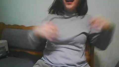 milanako online show from February 18, 2025, 2:38 pm