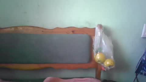 milanako online show from March 10, 2025, 8:48 am