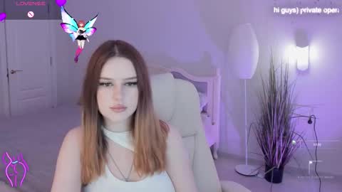 Snapshot of milanamoons chatting on November 4, 2025, 9:52 am milanamoons online show from November 4, 2025, 9:52 am