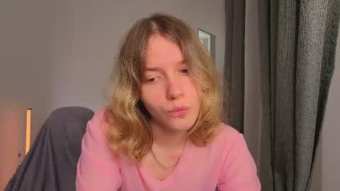 Snapshot of milanarayy chatting on June 21, 2026, 5:32 am Milaray online show from June 21, 2026, 5:32 am