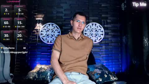 milandavid1 online show from April 14, 2026, 5:41 pm