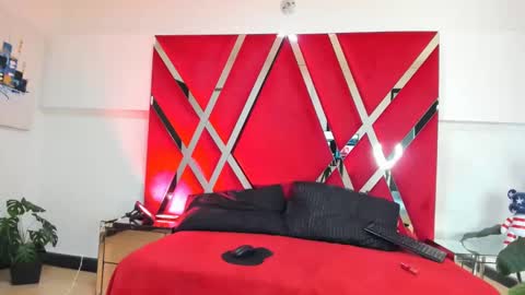 Snapshot of milanhtx2 chatting on September 22, 2025, 8:44 pm milanx2 online show from September 22, 2025, 8:44 pm