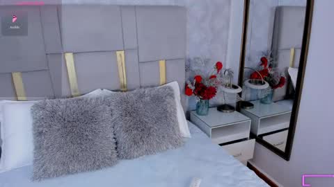 Cami  online show from June 3, 2026, 1:03 pm