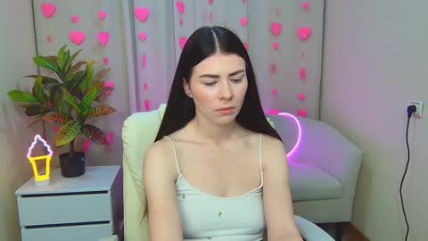 milasecretsss online show from February 8, 2026, 7:45 am