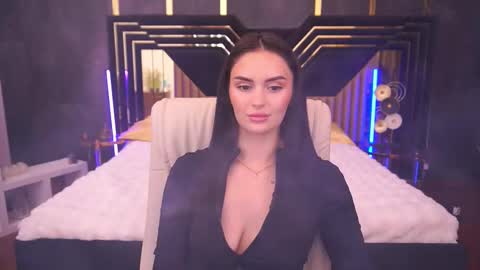 Snapshot of milashalovely chatting on November 6, 2025, 2:29 pm Milasha online show from November 6, 2025, 2:29 pm