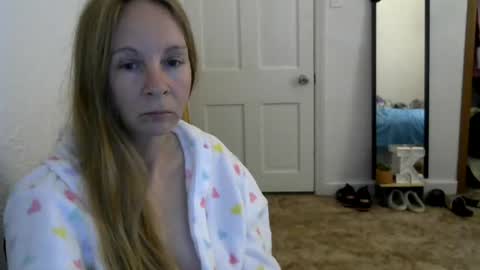 Mila online show from July 19, 2026, 3:05 pm