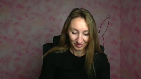 Milena online show from April 17, 2026, 5:54 am