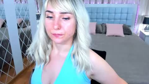 Snapshot of milenadaisy chatting on July 17, 2026, 9:27 am MilenaDaisy online show from July 17, 2026, 9:27 am