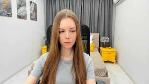 mileygloss online show from February 18, 2025, 4:37 am