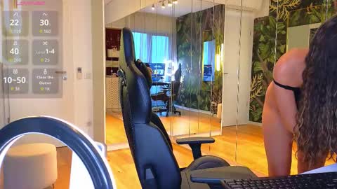 Snapshot of mileysin chatting on February 6, 2026, 2:31 pm Miley Sin online show from February 6, 2026, 2:31 pm