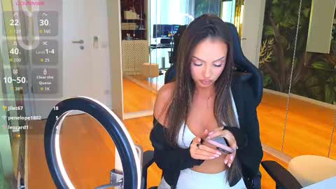 Snapshot of mileysin chatting on February 21, 2026, 1:34 pm Miley Sin online show from February 21, 2026, 1:34 pm