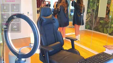 Snapshot of mileysin chatting on February 26, 2026, 2:38 pm Miley Sin online show from February 26, 2026, 2:38 pm