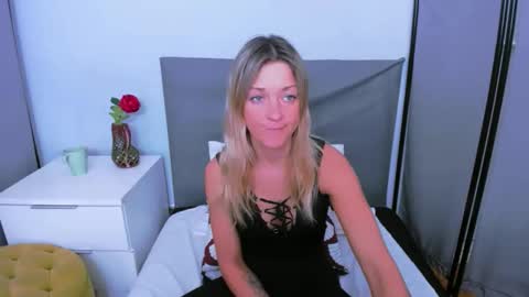 MileyTop online show from April 6, 2026, 5:19 am