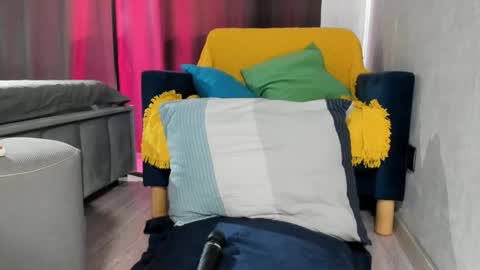 Snapshot of milf__mari chatting on October 26, 2025, 11:38 am Maria online show from October 26, 2025, 11:38 am