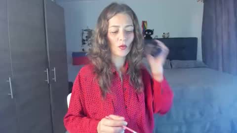 Snapshot of milf_darling chatting on March 13, 2026, 10:49 pm Victoria online show from March 13, 2026, 10:49 pm