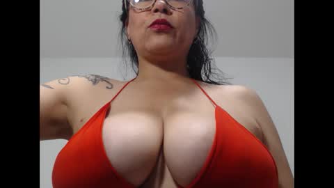 Snapshot of milfcamila367608 chatting on September 29, 2025, 7:40 pm camila online show from September 29, 2025, 7:40 pm