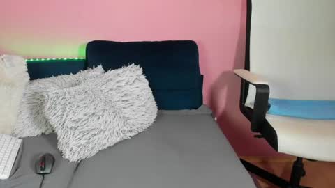 MilfSabina online show from June 30, 2026, 4:52 pm