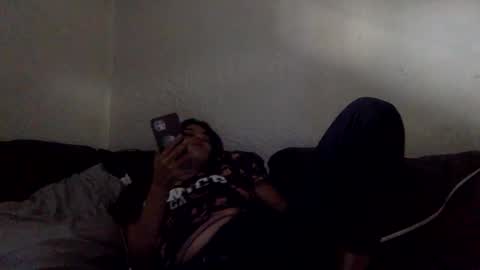 Snapshot of milfsfreaky69 chatting on September 27, 2025, 9:42 pm BabygirlsFreaky online show from September 27, 2025, 9:42 pm