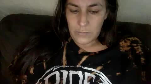 Snapshot of milfsfreaky69 chatting on January 6, 2026, 10:23 pm BabygirlsFreaky online show from January 6, 2026, 10:23 pm