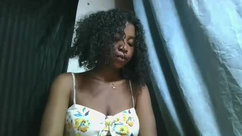 Snapshot of milinasy chatting on February 19, 2026, 6:53 am milinasy online show from February 19, 2026, 6:53 am