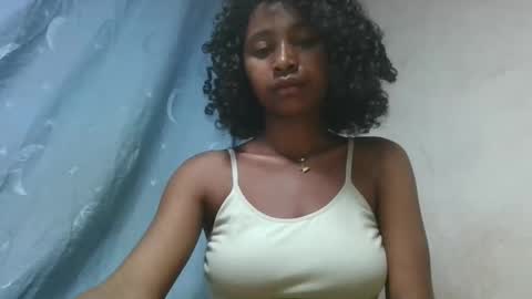 Snapshot of milinasy chatting on February 27, 2026, 9:59 pm milinasy online show from February 27, 2026, 9:59 pm